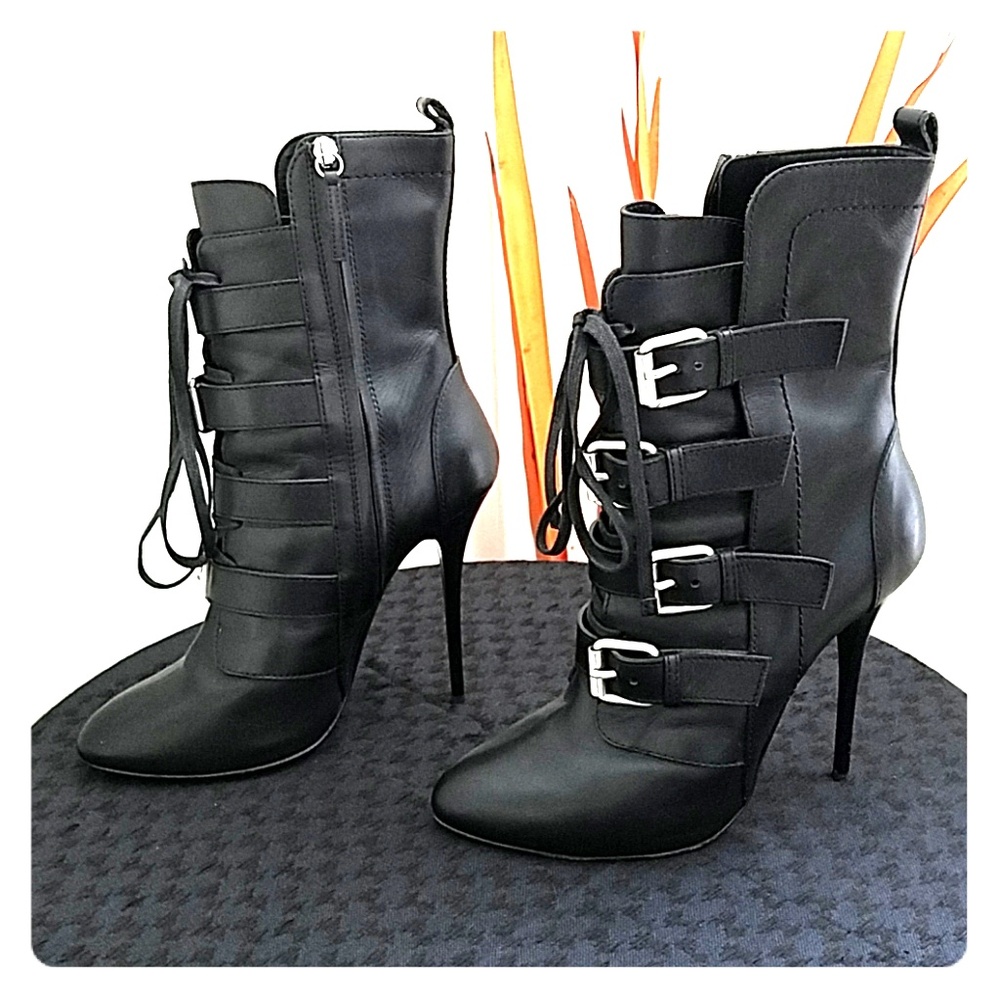 Giuseppe Zanotti Black Multi-buckle Bootie